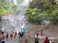 Mandi Air Panas di Ciater