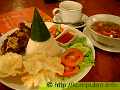 Makan Romantis di Cafe Gumati