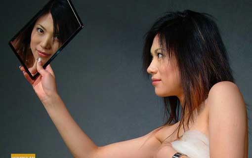 Rambut Keriting atau Lurus?