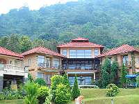 Segarkan Rumah dengan Taman