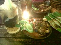 Iga Sapi Penyet Warung Tekko