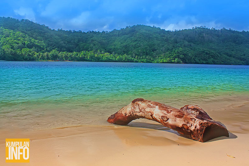 Teluk Kiluan Lampung